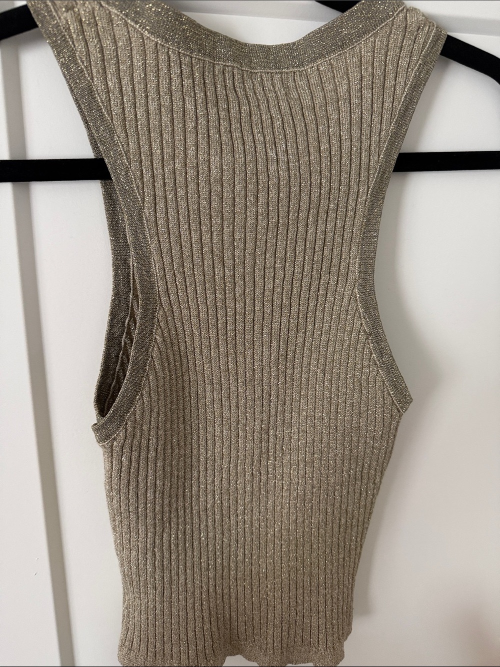 superdown Metallic Ribbed Tank Top - Gold - Picture 2 of 2